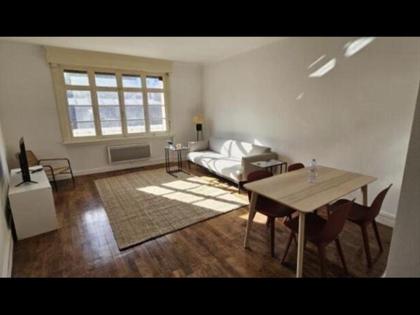 Colocation / Appartement de 115 m², Valenciennes / Photo 2