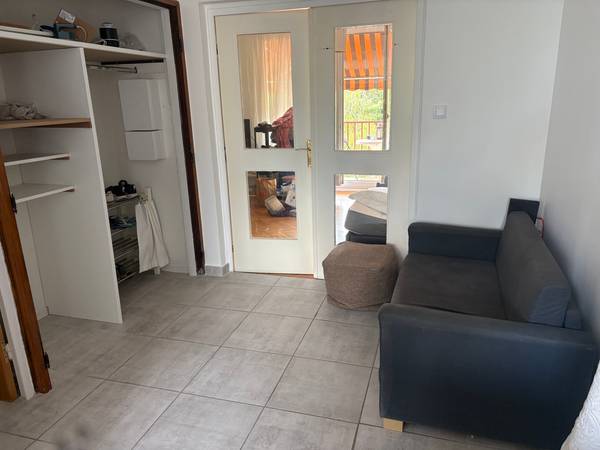 Colocation / Appartement 4 pièces de 86 m², Bron, Allée des Platanes / Photo 2