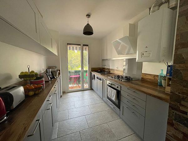 Colocation / Appartement 6 pièces de 137 m², Montpellier, Rue de la Figairasse / Photo 2