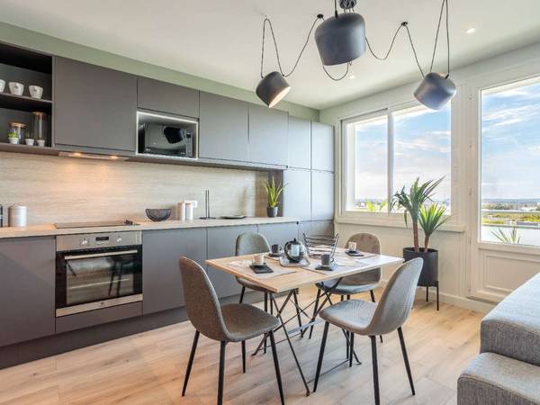 Colocation / Appartement 5 pièces de 97 m², Lyon, Rue Professeur Joseph Nicolas / Photo 2