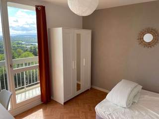 Room share / 5 rooms apartment · 81 m², Cergy, Rue de la Justice Brune