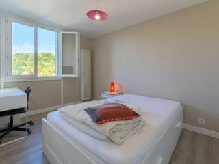 Room share, 4 rooms apartment, Pierre-Bénite