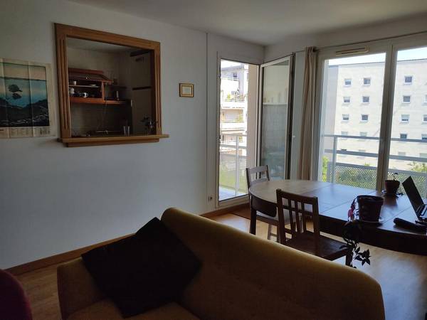 Sous-location / Appartement 4 pièces de 72 m², Bagnolet, Rue Edouard Vaillant / Photo 7