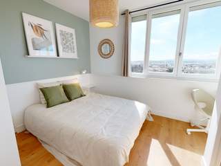 Spolubydlení / 5 rooms apartment · 75 m², Bron, Rue Édouard Branly