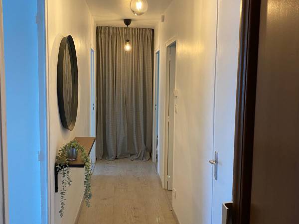 Colocation / Appartement 3 pièces de 76 m², Saint-Étienne, Rue Jules Ledin / Photo 2