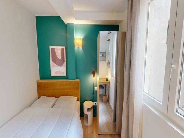 Colocation / Appartement 5 pièces de 70 m², Paris, Rue Lally Tollendal / Photo 2