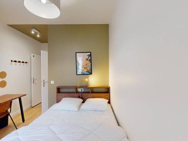 Colocation / Appartement 8 pièces de 185 m², Paris, 39 Bis Blvd Ney, / Photo 26