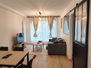 Room share, 4 rooms apartment, Évry-Courcouronnes