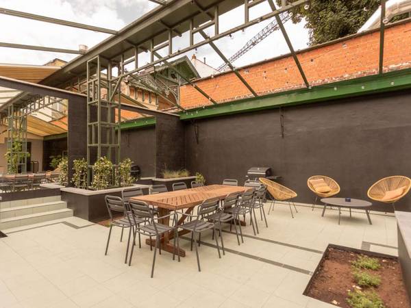 Colocation / Maison 10 pièces de 390 m², Marseille, Rue Guy Fabre / Photo 7