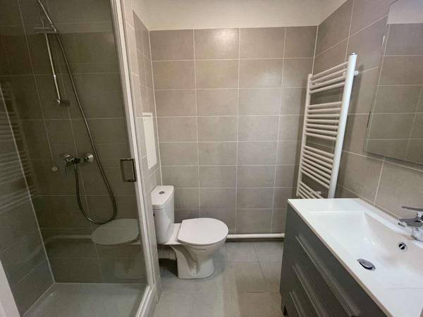 Colocation / Appartement 5 pièces de 78 m², Bobigny, Rue Frida Kahlo / Photo 11