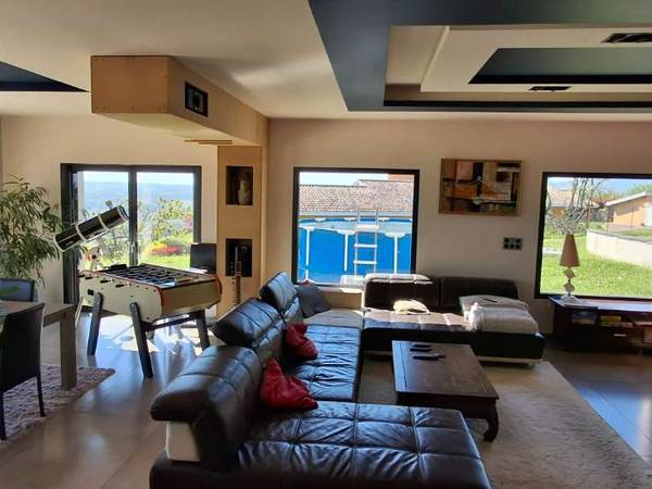 Colocation / Maison 7 pièces de 240 m², Saint-Jean-des-Vignes, Montée des Grappilleurs / Photo 2