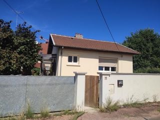 Colocation / 4 rooms house · 70 m², Dijon, Rue Claude Bretagne