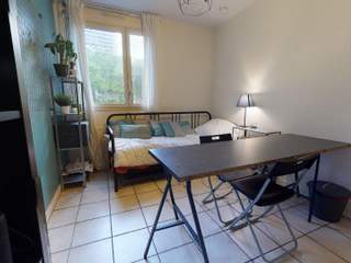 Rental / 1-bedroom flat · 15 m², Saint-Étienne, Cours Fauriel