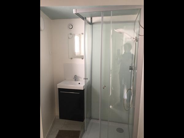 Location / Studio de 25 m², Angers, Rue du Bourg la Croix / Photo 3