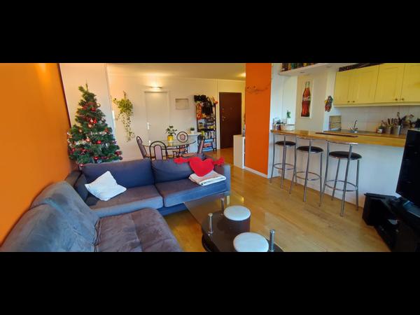 Colocation / Appartement 5 pièces de 110 m², Paris, Rue Victor Hugo / Photo 2