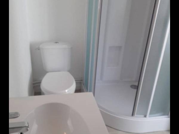 Location / Appartement 1 pièce, Périgueux / Photo 3