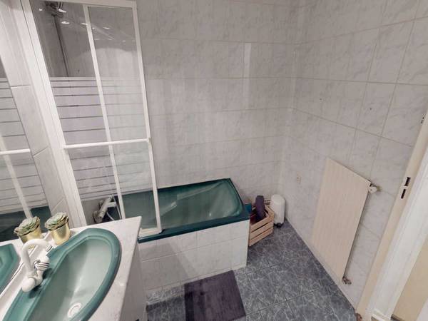 Colocation / Appartement 5 pièces de 120 m², Nanterre, Rue Salvador Allende / Photo 17