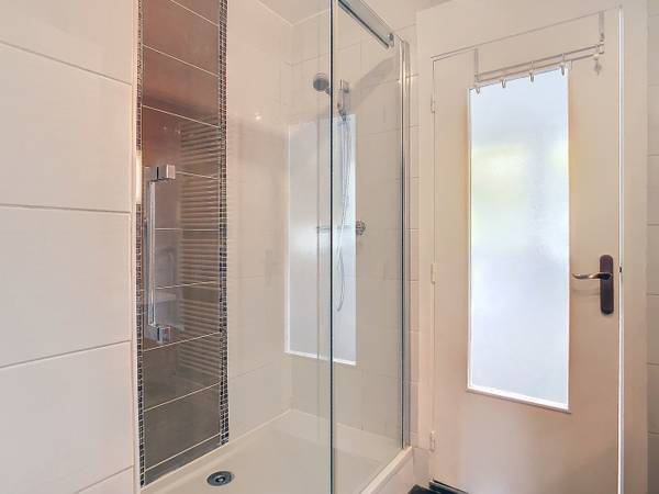 Colocation / Appartement 5 pièces de 85 m², Villeurbanne, Rue des Jardins / Photo 2