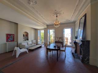 Pronájem / 6 rooms apartment · 212 m², Marseille, Cours Lieutaud