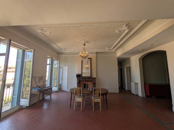 Location / Appartement 6 pièces de 212 m², Marseille, Cours Lieutaud / Photo 2