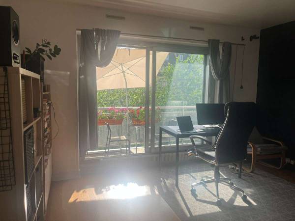Sous-location / Immeuble 2 pièces de 55 m², Paris, Avenue d'Italie / Photo 2