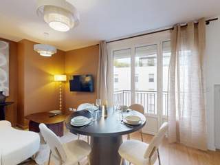 Colocation / Appartement 5 pièces de 75 m², Angers, Cours St-Laud