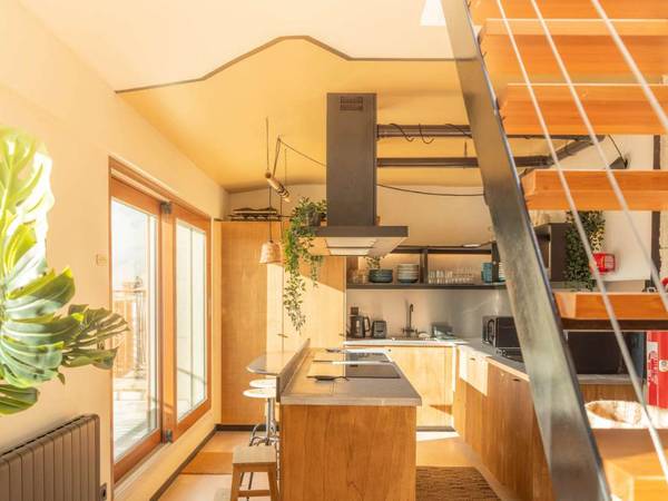 Coliving / Maison 10 pièces de 280 m², Paris, Rue Georges Lardennois / Photo 2