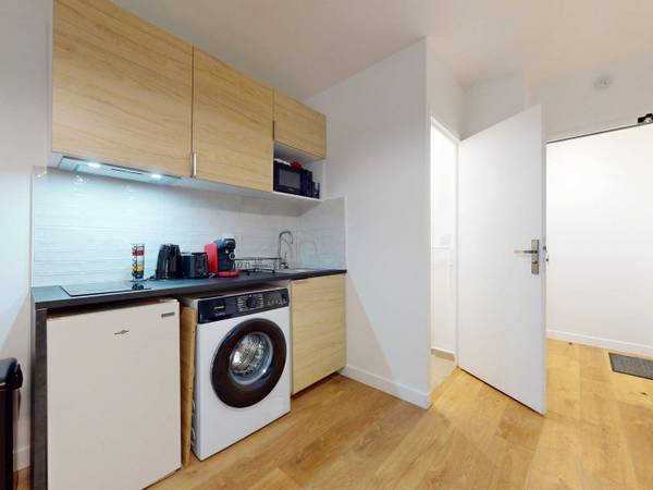 Location / Appartement 2 pièces de 28 m², Lyon, Rue de la Villette / Photo 2