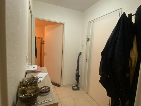 Colocation / Appartement 3 pièces de 49 m², Lyon, Rue Maryse Bastié / Photo 2