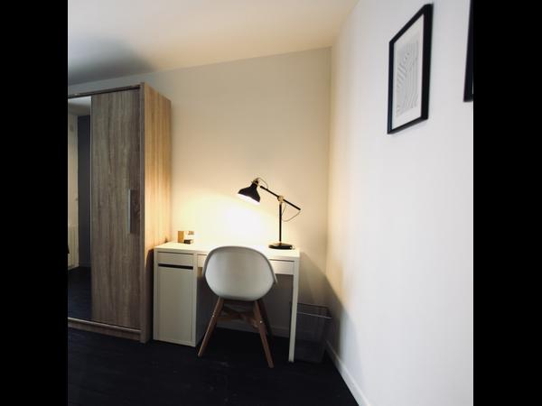 Flatsharing / 5-bedroom duplex · 107 m², Lille, Rue de Wazemmes / Photo 6