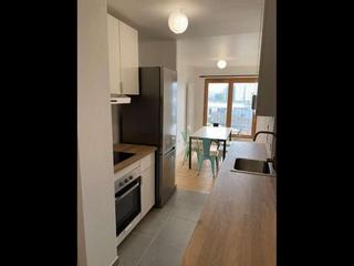 Room share, 6 rooms apartment, Paris