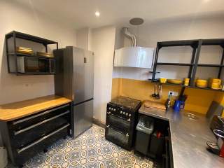 Room share / 5 rooms apartment · 90 m², Compiègne, Rue Saint-Antoine