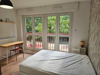 Room share / 4 rooms apartment · 65 m², Rennes, Square des Grisons