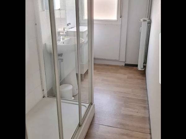Location / Appartement 3 pièces de 70 m², Troyes, Rue des Chartreux / Photo 7