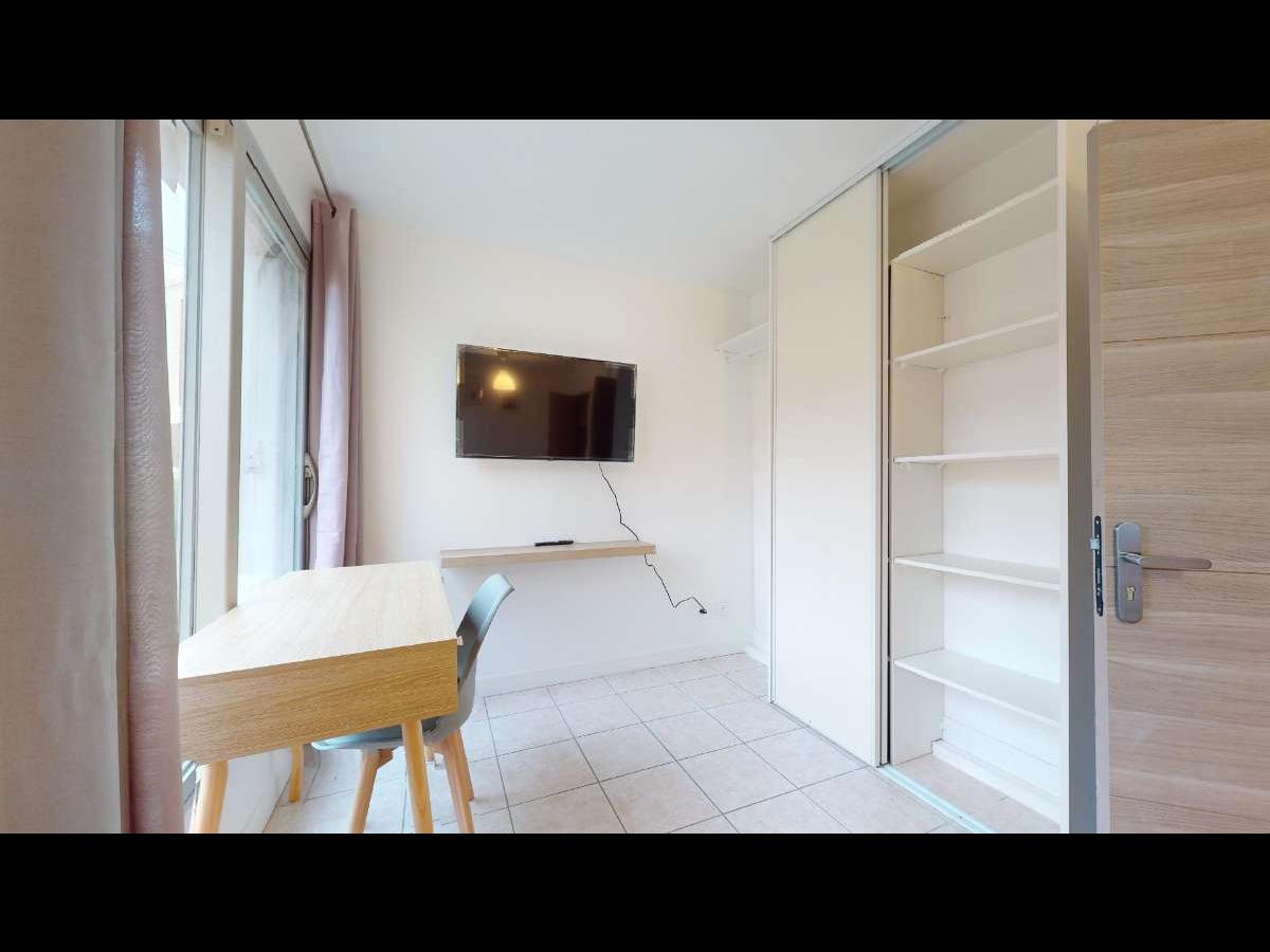 Appartement 5 pièces de 85 m² à Melun | Colocation | 520€/mois photo 5