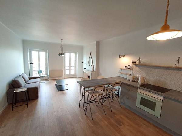 Colocation / Appartement 4 pièces de 76 m², Marseille, Boulevard Voltaire / Photo 2
