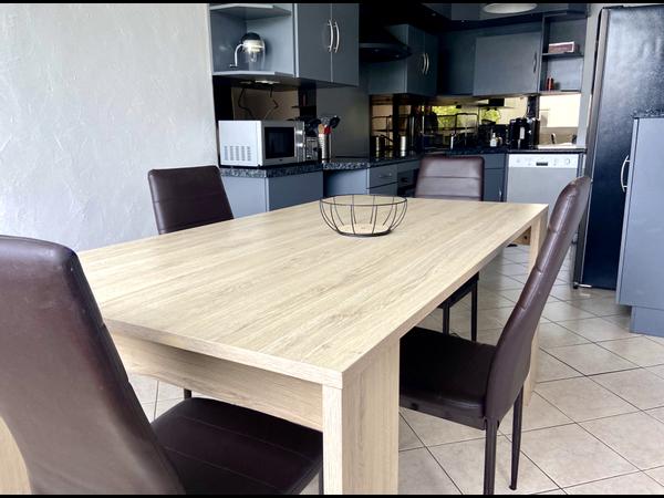 Colocation / Appartement 4 pièces de 83 m², Toulouse, Rue Marc Laffargue / Photo 2