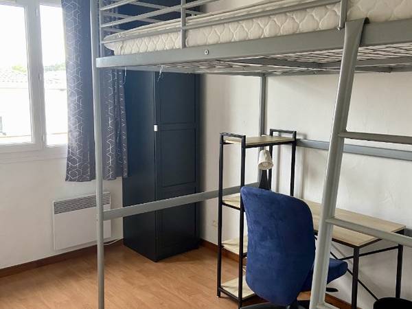 Colocation / Appartement 4 pièces de 83 m², Toulouse, Rue Marc Laffargue / Photo 8