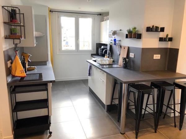 Colocation / Appartement 4 pièces de 65 m², Grenoble, Rue André Abry / Photo 2