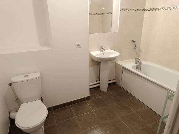 Colocation / Appartement 5 pièces de 95 m², L'Île-Saint-Denis, Rue Marcel Cachin / Photo 2