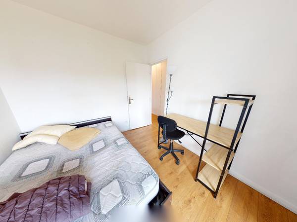Colocation / Appartement 4 pièces de 80 m², Dijon, Rue du Morvan / Photo 2