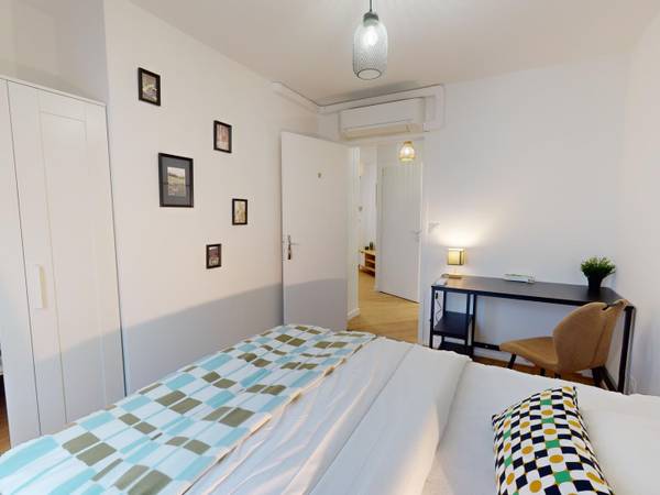Colocation / Appartement 7 pièces de 136 m², Lyon, Rue Jean Sarrazin / Photo 2
