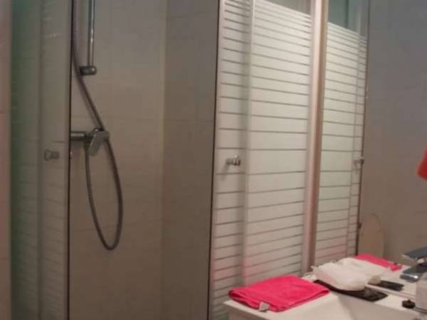 Chambre chez l'habitant / Maison 4 pièces de 190 m², Namur, Rue de la Croix / Photo 4