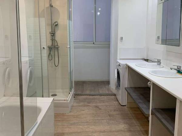 Sous-location / Appartement 6 pièces de 120 m², Marseille, Rue Rodolphe Pollak / Photo 8