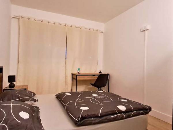 Colocation / Appartement 5 pièces de 87 m², Poitiers, Avenue Robert Schuman / Photo 2