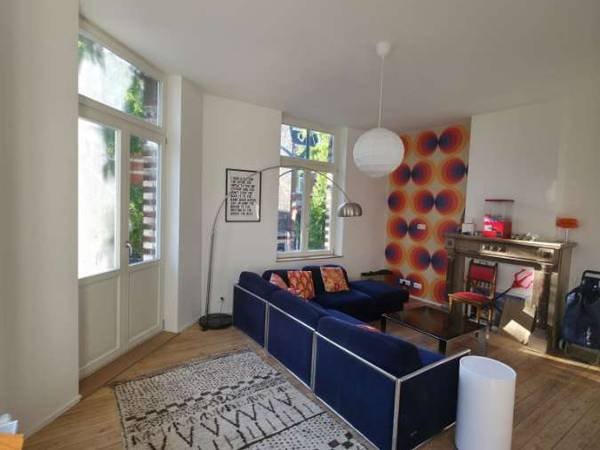 Colocation / Immeuble 10 pièces de 241 m², Bruxelles, Rue des Confédérés / Photo 2
