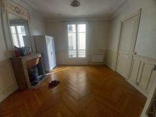 Chambre chez l'habitant / 4 rooms apartment · 90 m², Paris, Rue du Faubourg Saint-Martin