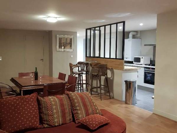 Colocation / Appartement 7 pièces de 160 m², Maisons-Alfort, Rue de la Fédération / Photo 2