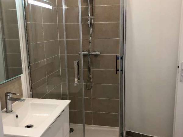 Flatsharing / 7-bedroom flat · 113 m², Marseille, Rue Vincent Scotto / Photo 7