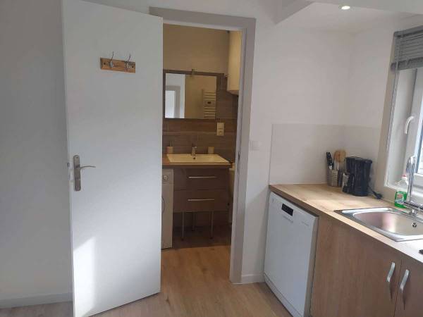 Location / Studio de 26 m², Saint-Martin-d'Hères, Rue Paul Gueymard / Photo 8